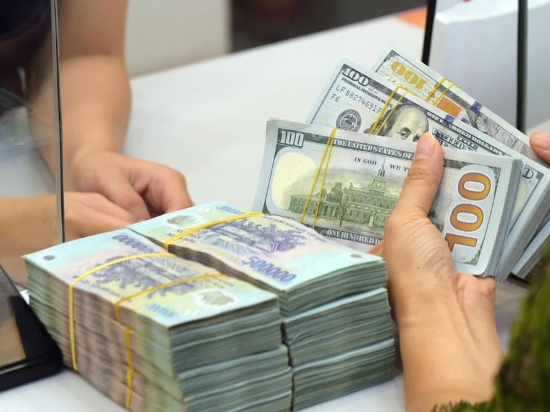 Thủ tục bán ngoại tệ ở ngân hàng