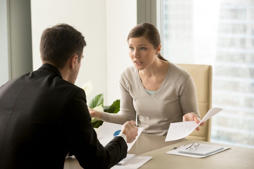 Tranh chấp kinh doanh là gì?