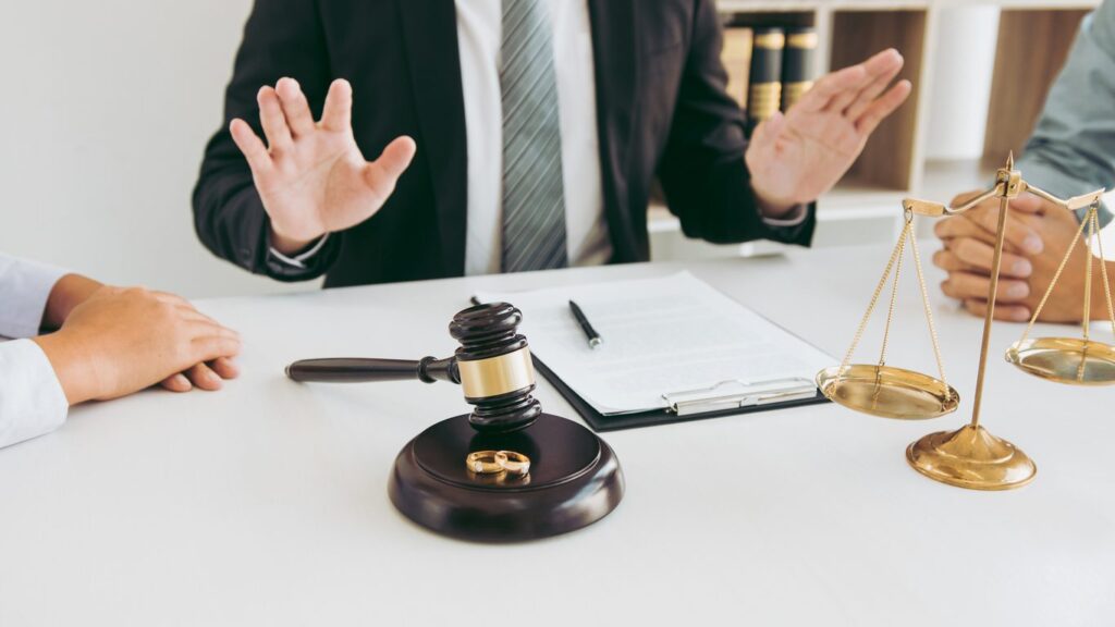 Cần chuẩn bị chứng cứ gì để ly hôn đơn phương có yếu tố nước ngoài?