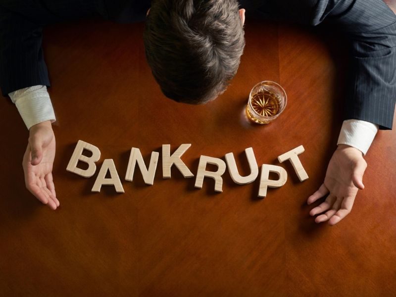 Ai có quyền nộp đơn yêu cầu phá sản?