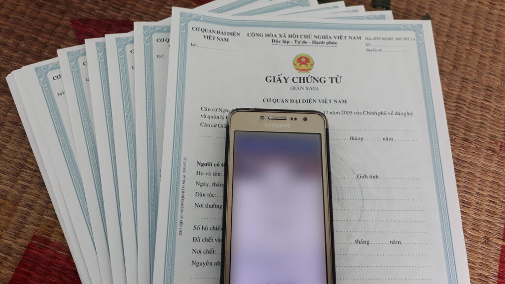 Người thân mất tại bệnh viện, muốn xin giấy chứng tử thì cần chuẩn bị giấy tờ gì thêm?